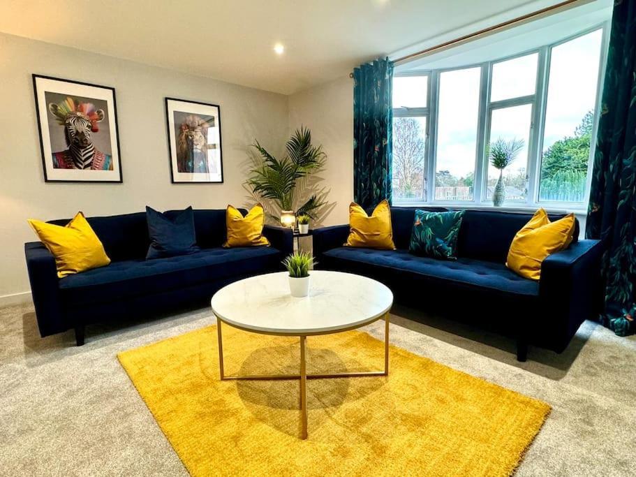 Bournemouth Getaway: 3Br Apartment Near Beach Esterno foto